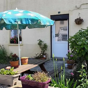Chez Merlyn Couette-café